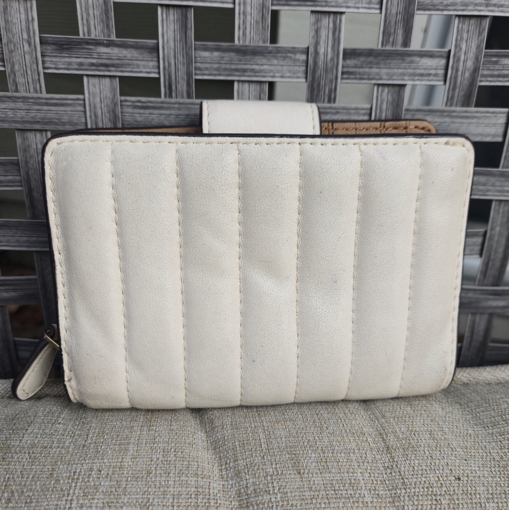 Coach Medium Corner Zip Wallet - Picture 2 of 15